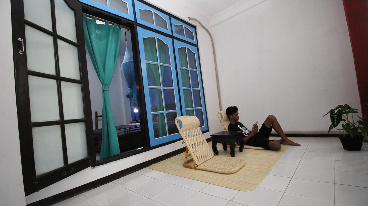 A Pousada Hati Hati Jogjacarta Exterior foto