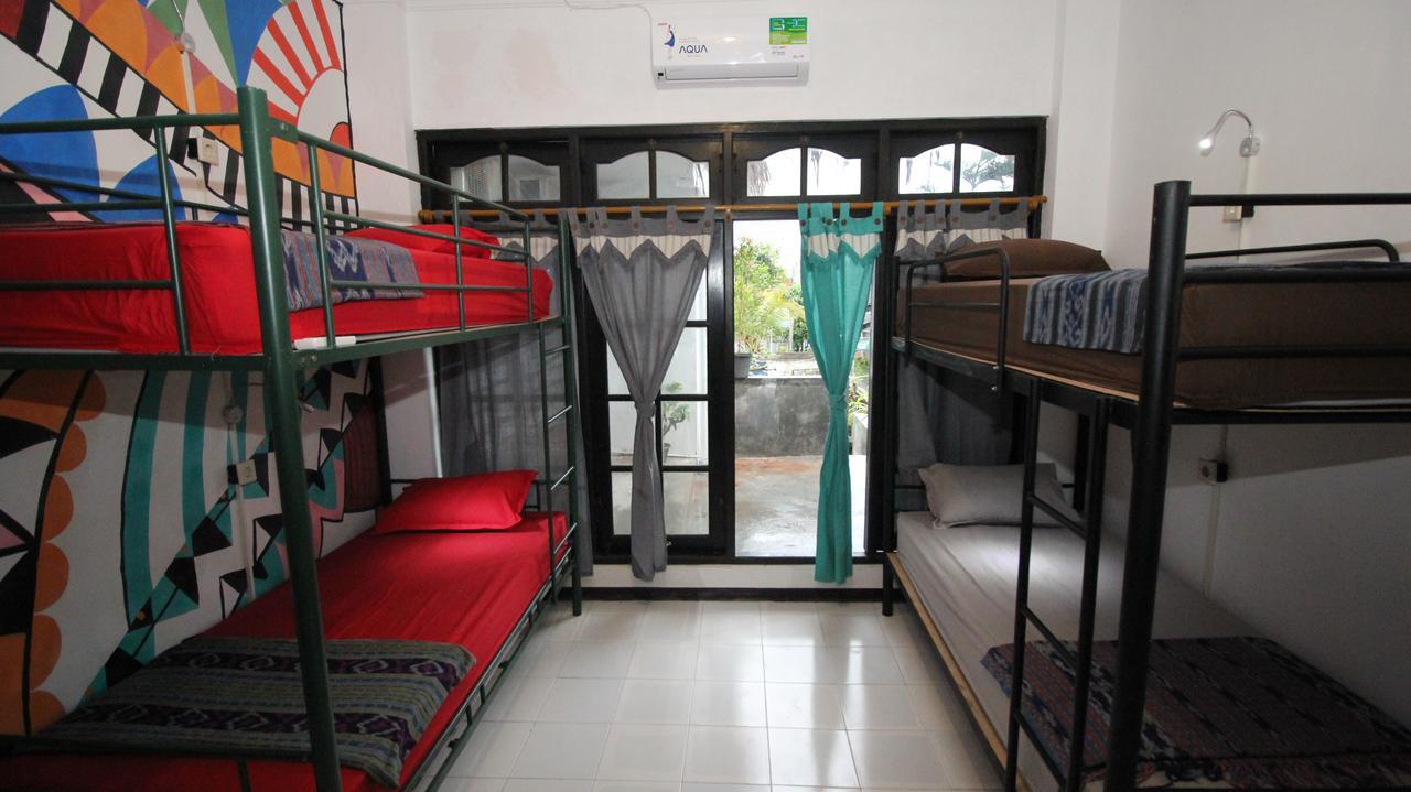 A Pousada Hati Hati Jogjacarta Exterior foto