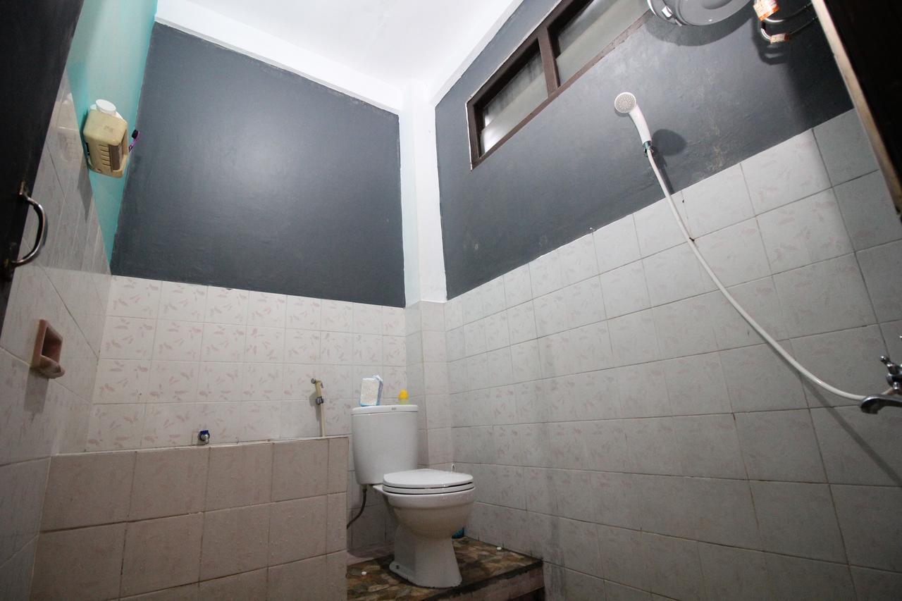 A Pousada Hati Hati Jogjacarta Exterior foto